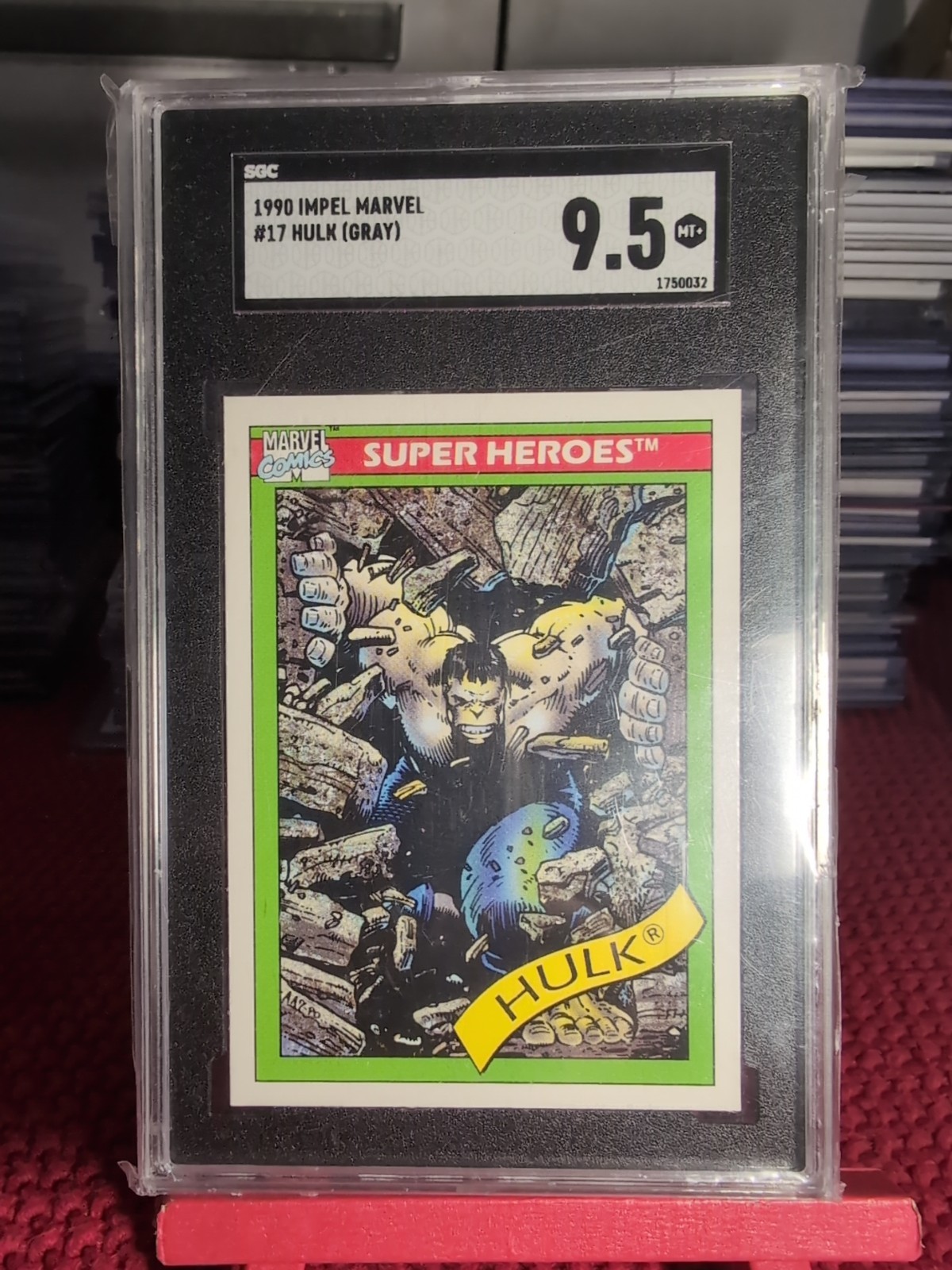 1990 Imp[el Marvel #17 Hulk (Gray) Rookies Marvel Comics Card SGC 9.5 NM-MT