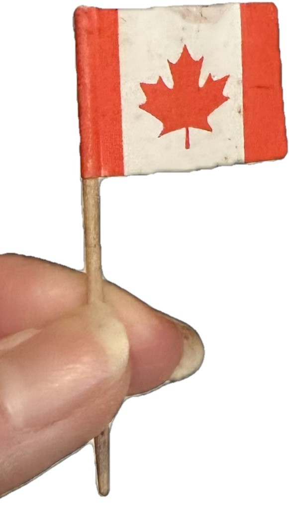 VTG MINI CANADIAN CANADA FLAG COLLECTIBLE DECOR TOOTHPICK RED WHITE 2.5”x1.25”