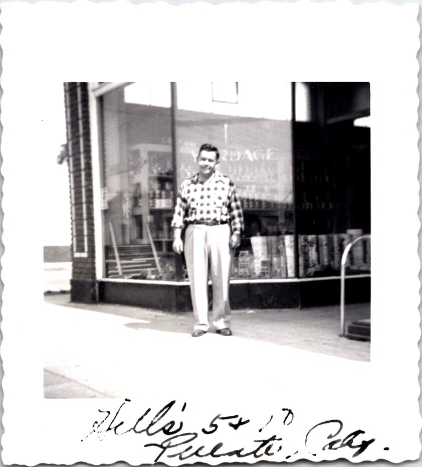 Man Outside Hill\'s 5 & 10 Store, 1950s B&W Snapshot, Pulaski TN