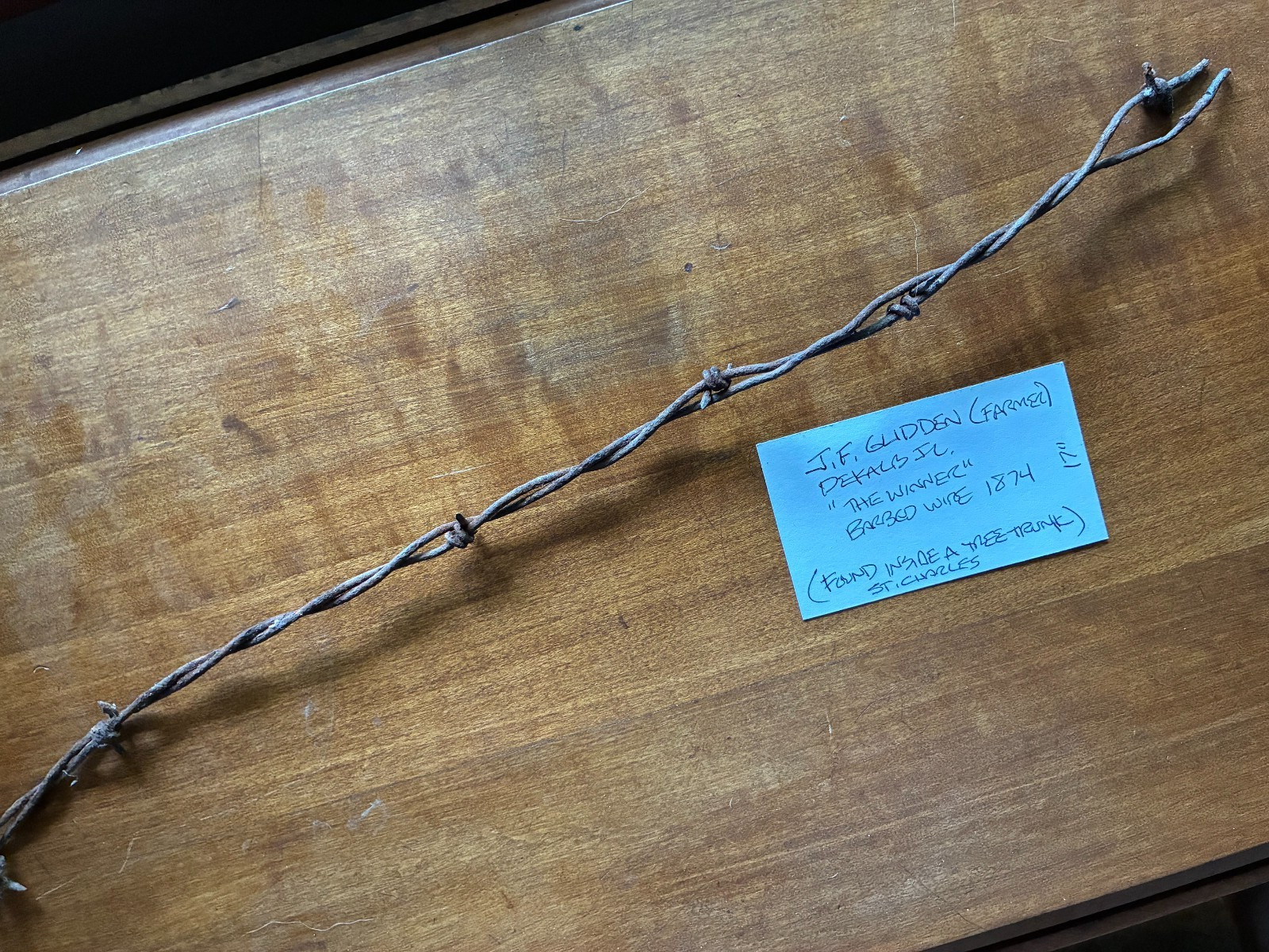 Antique JF GLIDDEN 4 Point Triangle Loop Barbed Wire Sample ( 