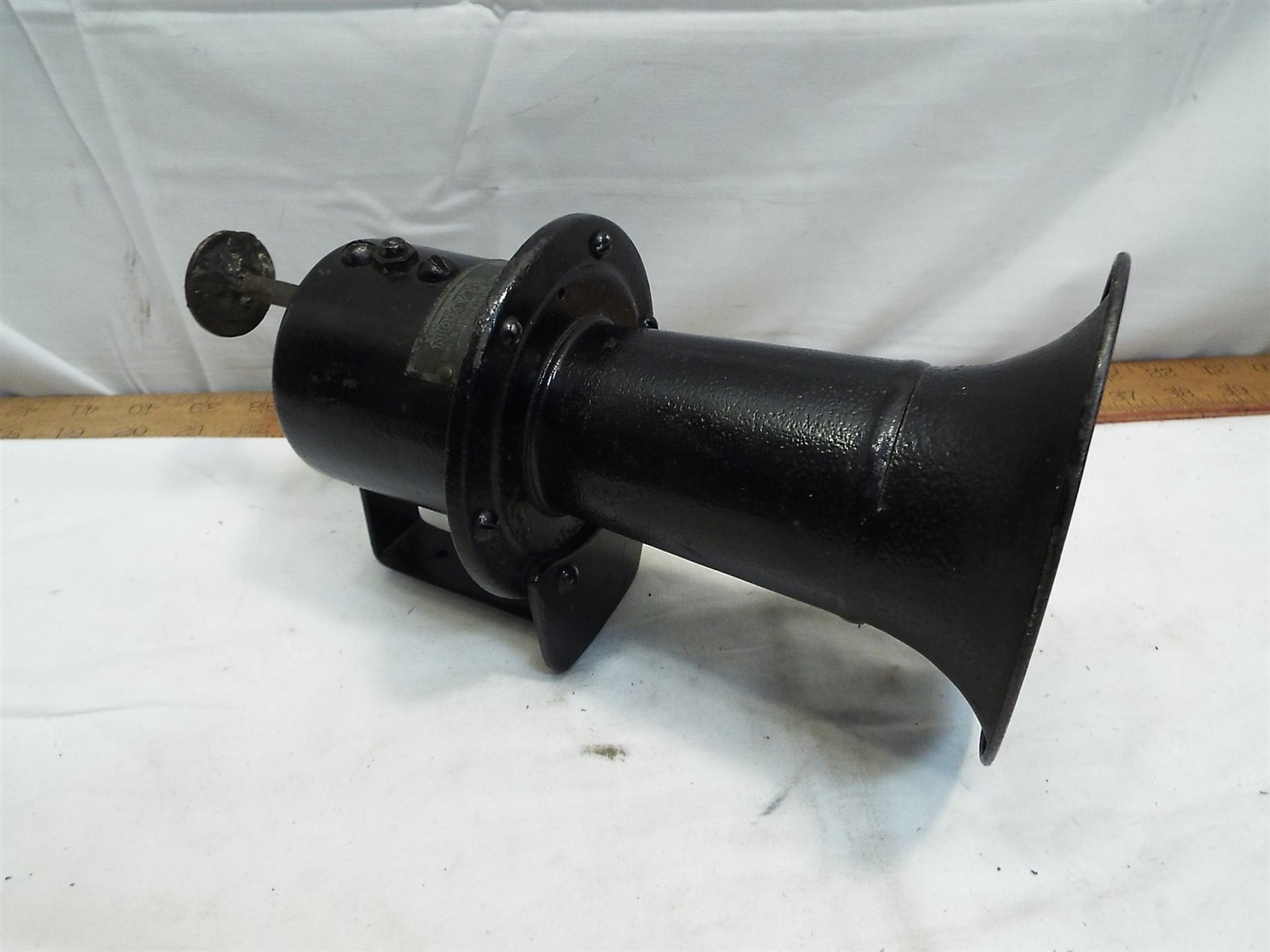Early Klaxon -3 Aooga Car Horn Ahooga Ooga Hand Push Button Carriage Auto