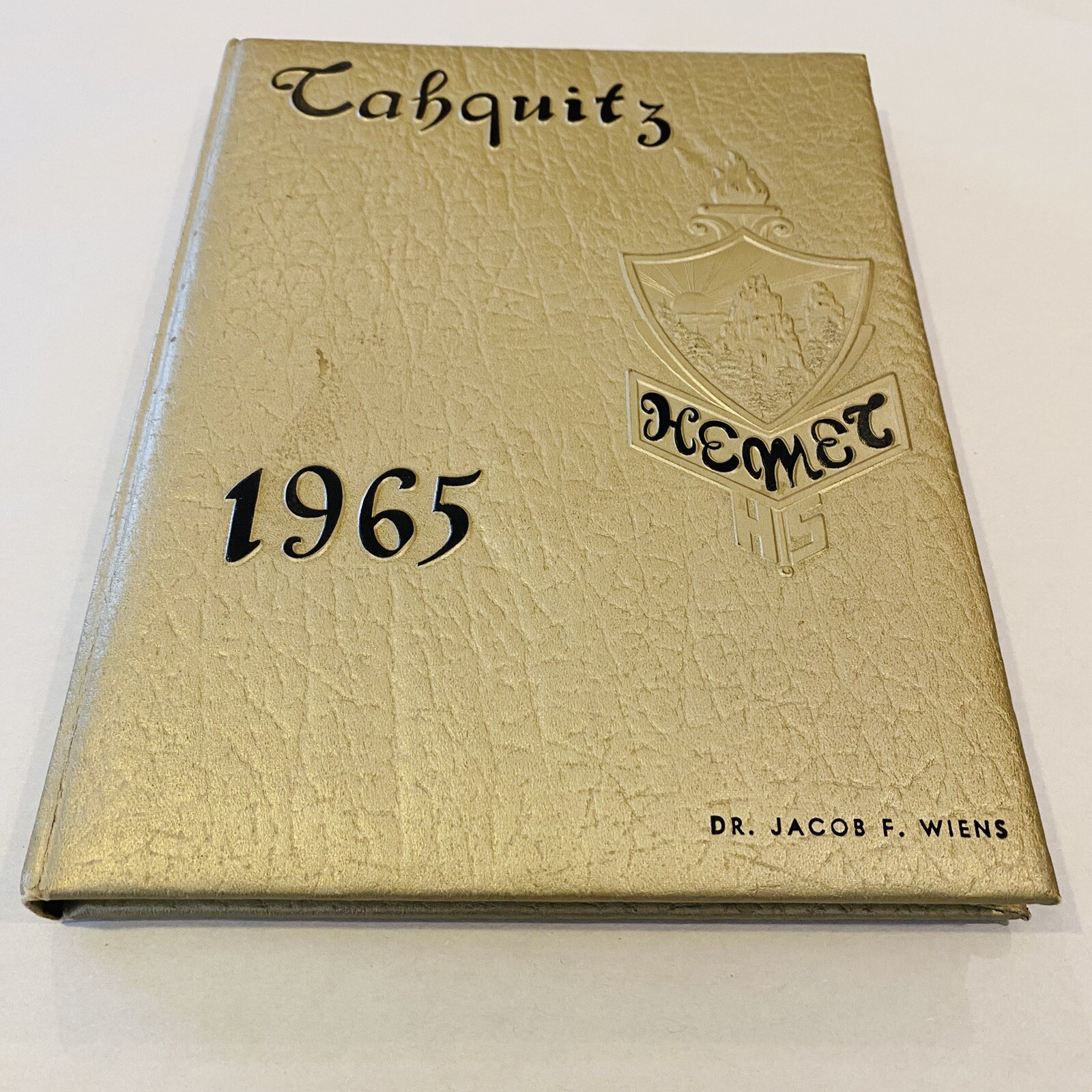 Vintage Tahquitz  Hemet high School Yearbook Hemet, CA YEAR 1965