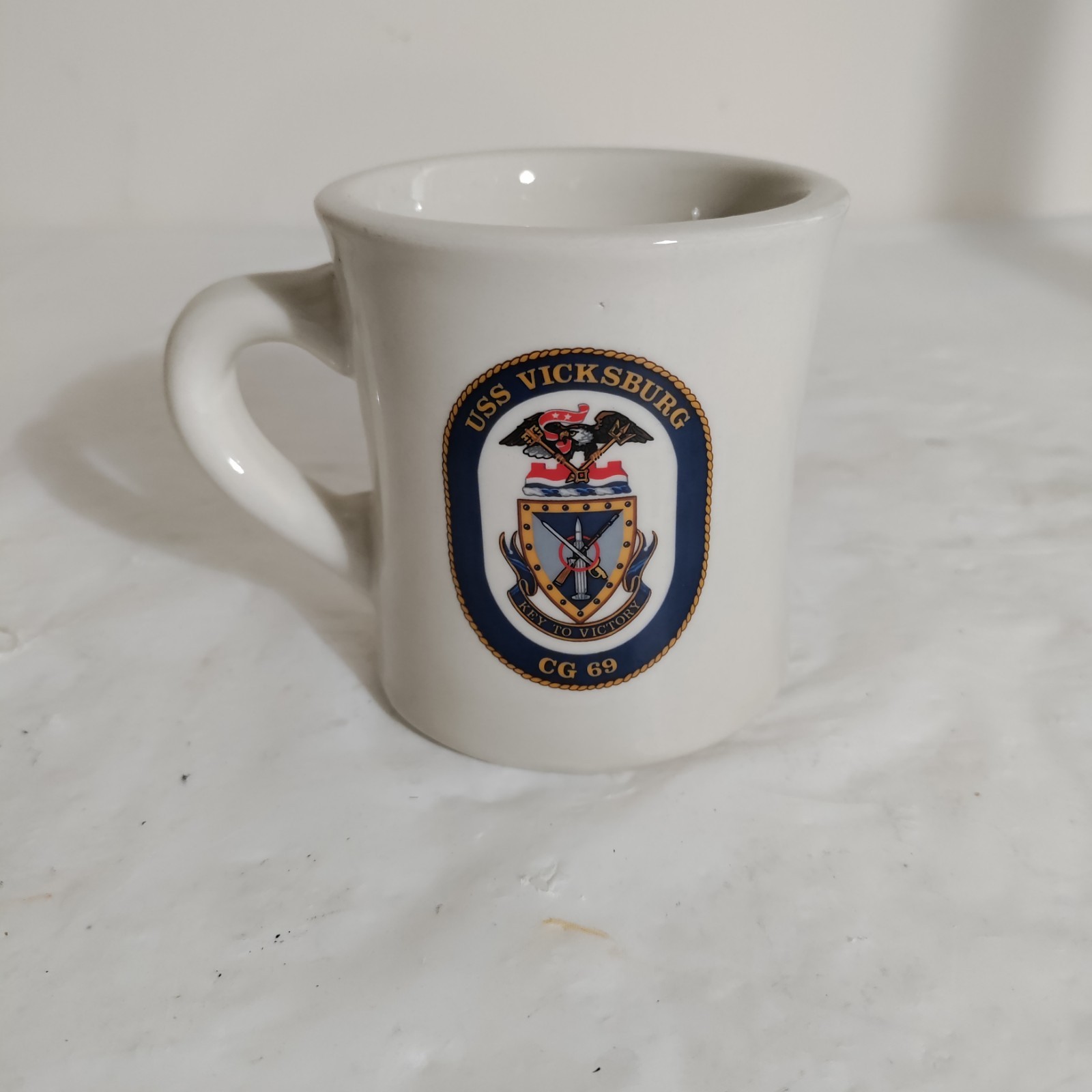 VINTAGE USS Vicksburg CG 69 COFFEE MUG 3.5\