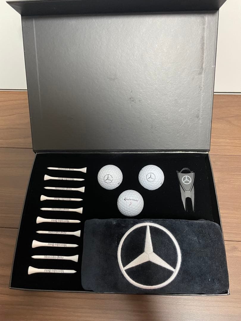 Mercedes-Benz TaylorMade Golf Gift 3 Balls Tees Green Fork Towel New