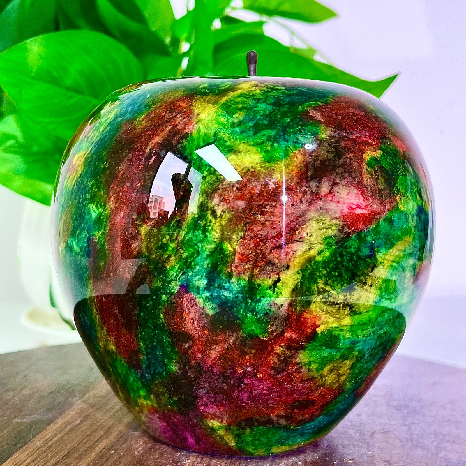 7.91LB   High quality colored apple shapes and home decoration specimens