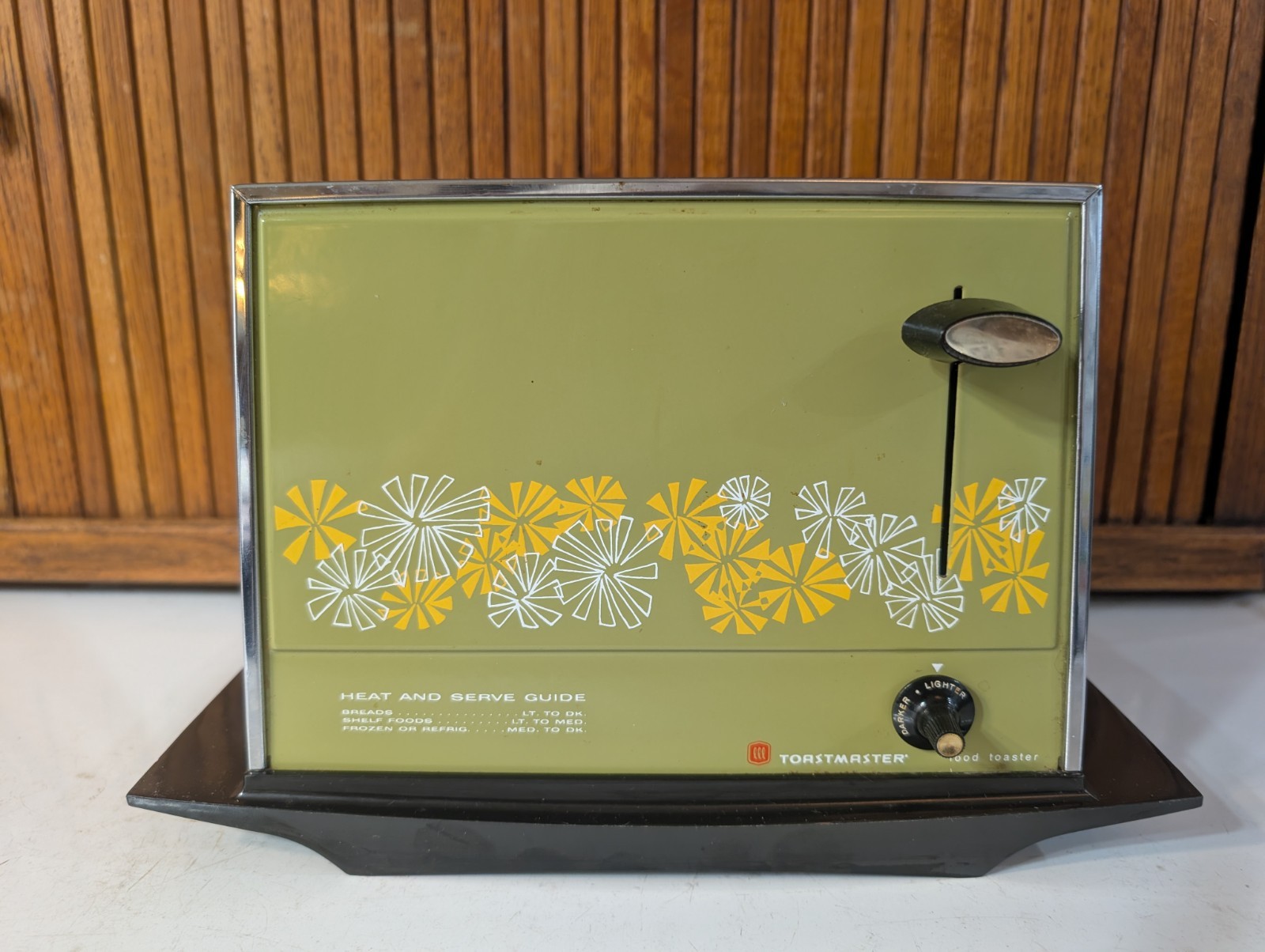 Vintage Toastmaster Toaster Retro Avocado Green Floral Chrome 2 Slice Model#B113