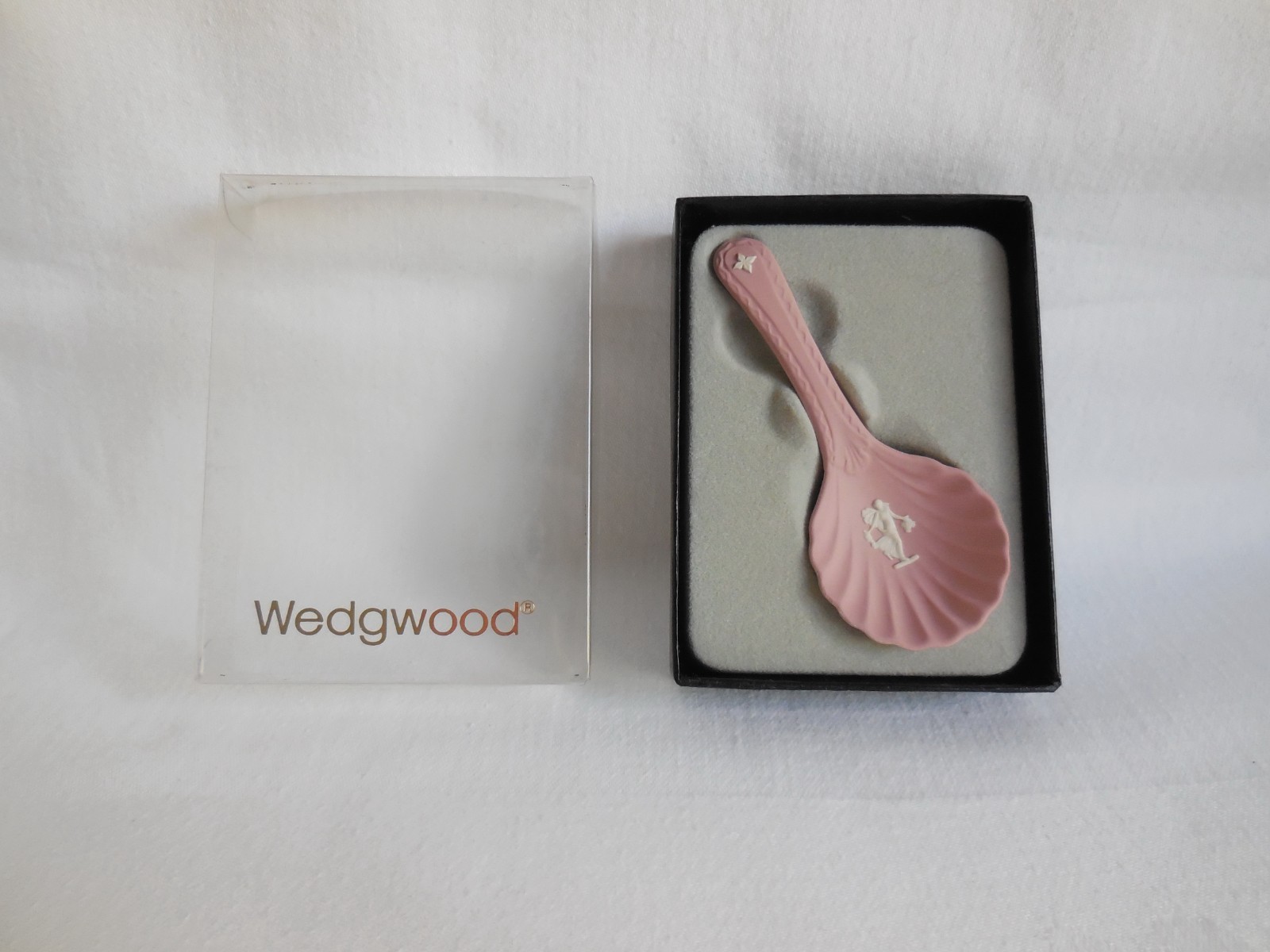 Rare Boxed Wedgwood Pink Dancing Hours Floral Girl Caddy Spoon