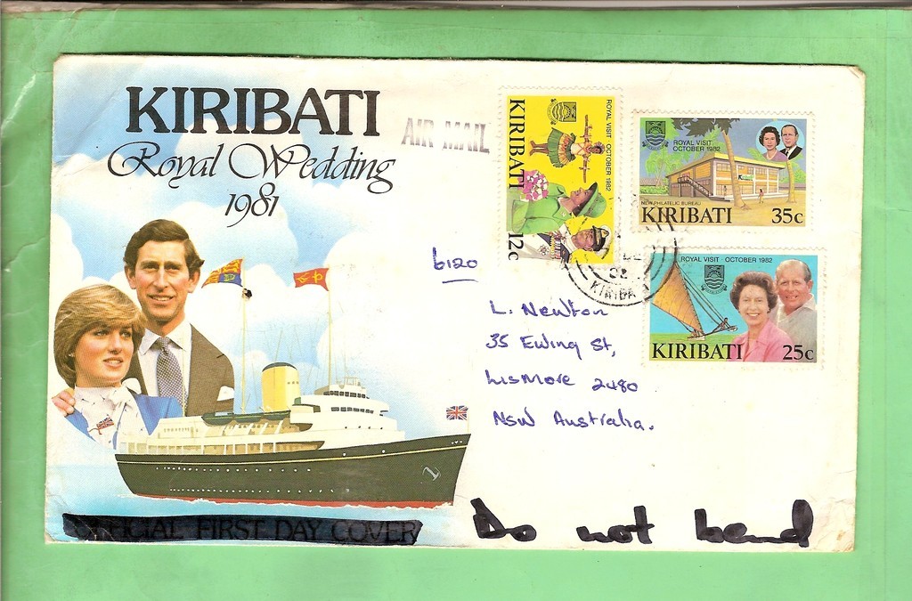 #D32. KIRIBATI 1981 ROYAL WEDDING STAMP COVER - LADY DIANA & CHARLES