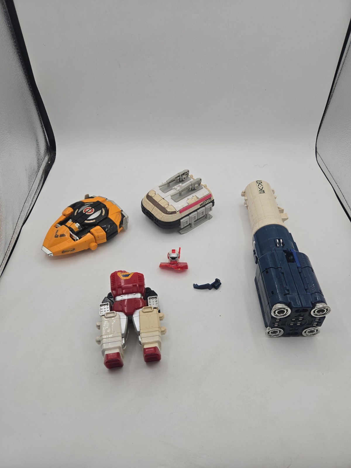 Bandai Power Rangers in Space Megaranger DX Mega voyager Megazord Missing Pieces