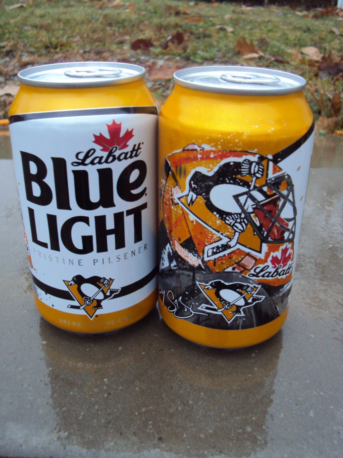 LaBATTS BLUE LIGHT 2024-2025 Limited Edition PITTSBURGH PENGUINS 12oz. beer can