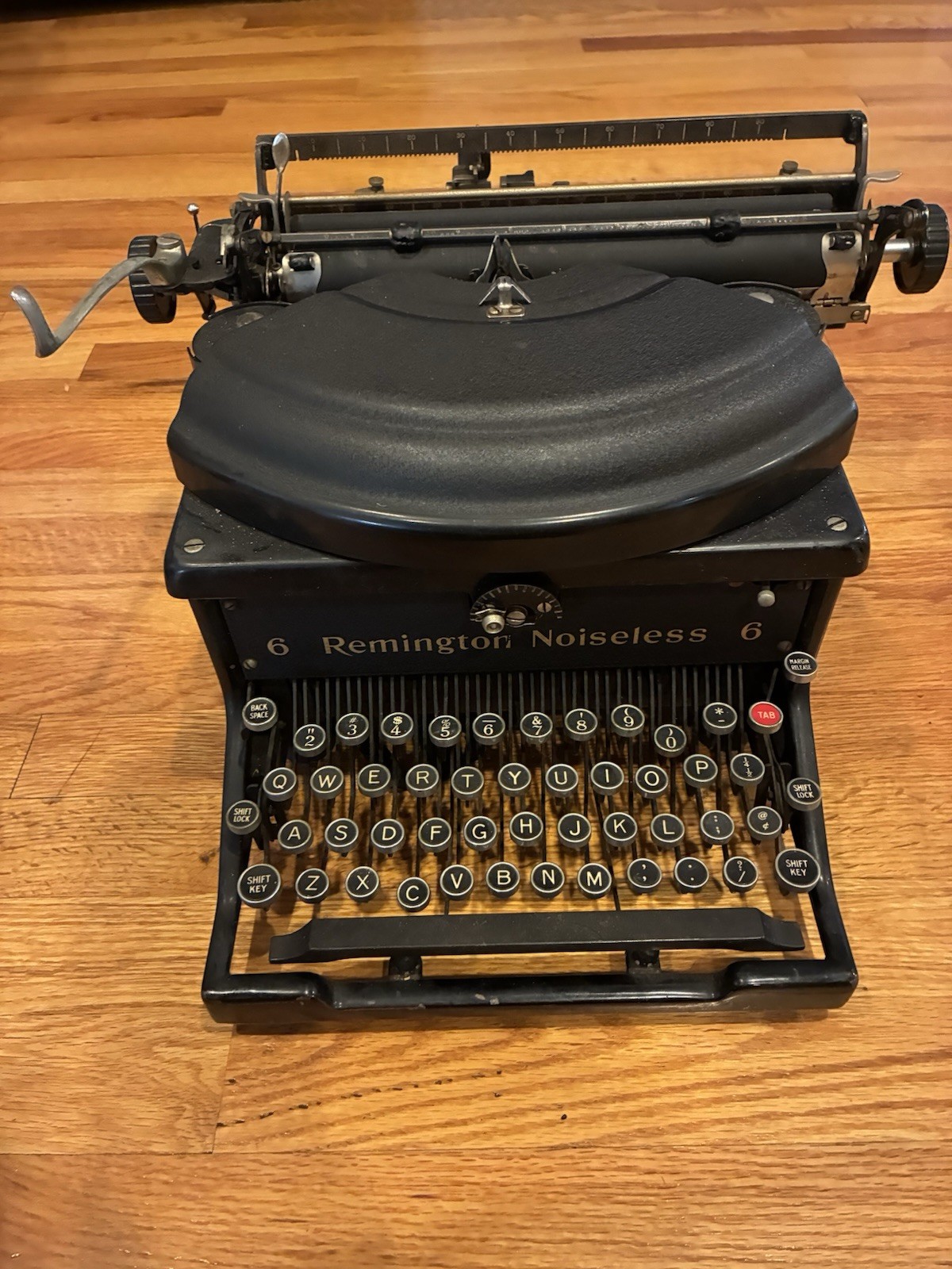 ANTIQUE REMINGTON NOISELESS #6 TYPEWRITER 