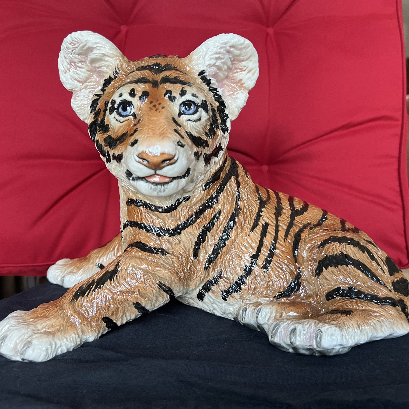 Signed The Townsends’ Ceramic Bengal Tiger Cub Hand Painted Figurine 8.5, Read