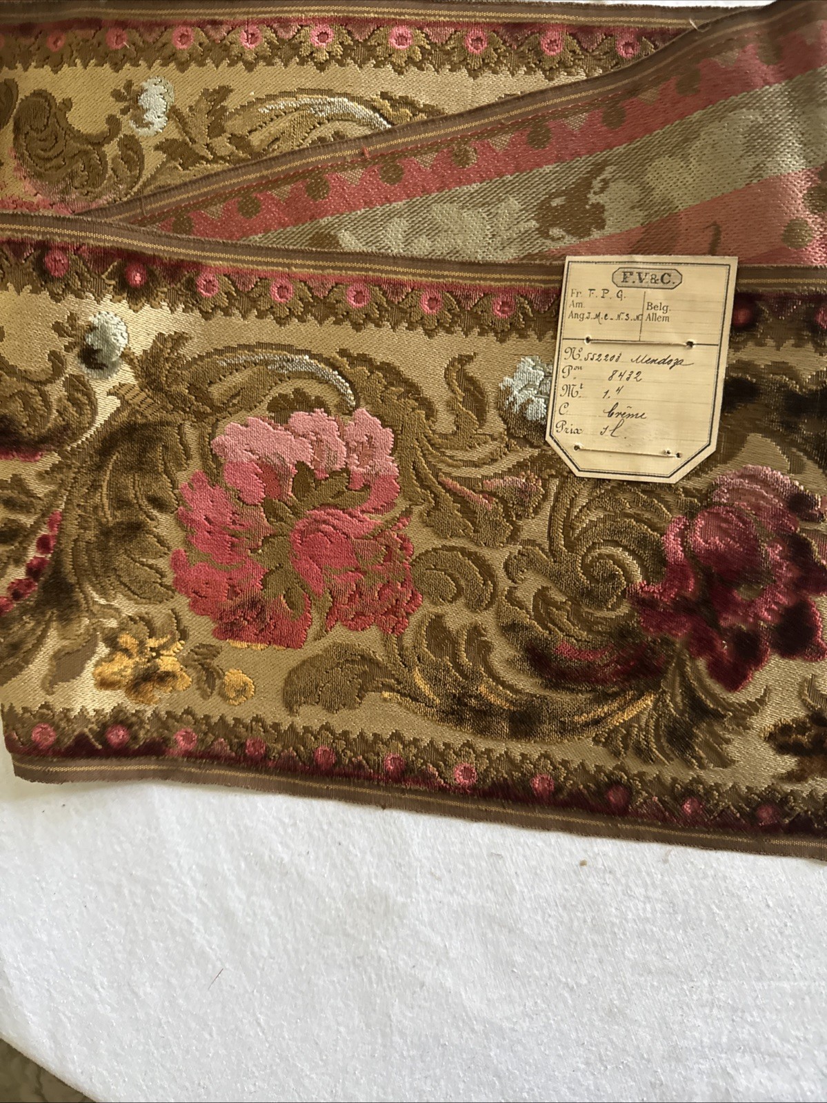 Vintage Antique Victorian Edwardian Chiseled Velvet Floral Border Fabric N.O.S.