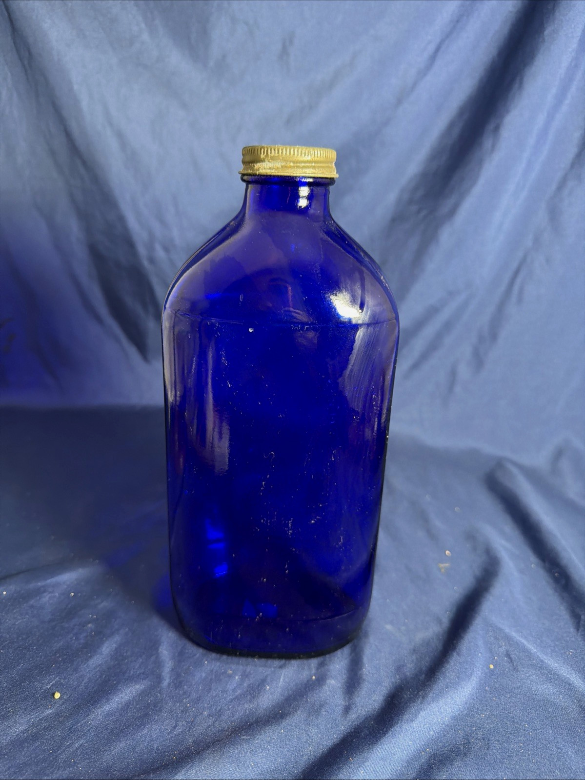 Vintage Cobalt Blue Bottle Screw Top Glass Apothecary Collectible 9.5\