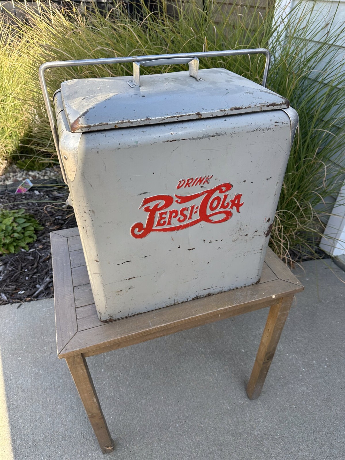 Vintage 1950s Drink Pepsi-Cola Double Dot Metal Picnic Cooler Ice Chest Gray