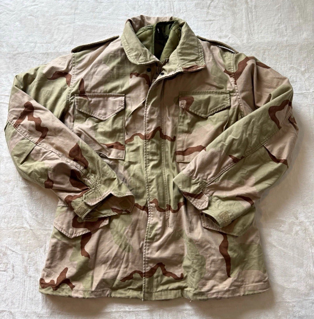 Vintage 1991 USGI M65 Field Jacket Mens Medium Regular 3 Color Desert Camo Liner