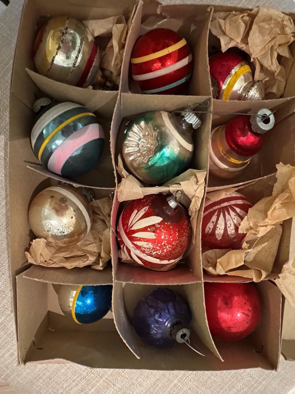 Shiny Brite Vintage Glass Christmas Ornaments Multicolor Round w/ Box