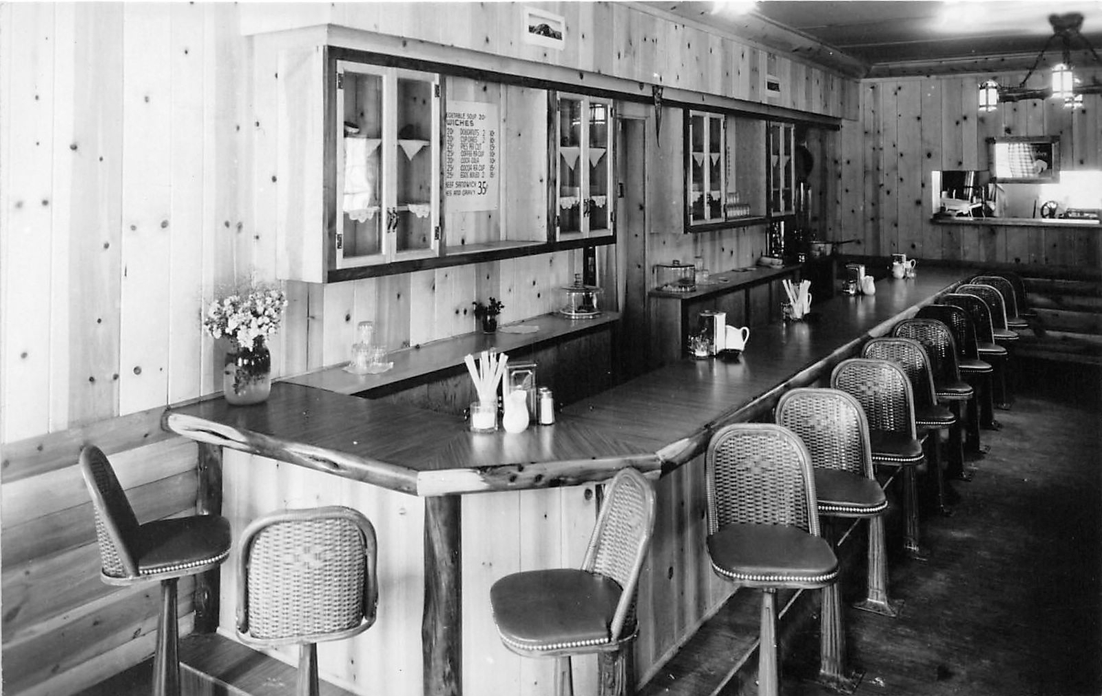 H80/ Pikes Peak Glen Ave Colorado RPPC Postcard c1940s Interior Restaurant 156