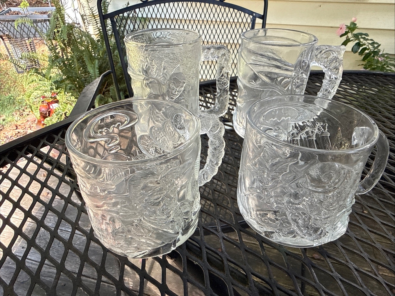 Vintage 1995 McDonald\'s Batman Forever Glasses Complete Set of 4 mugs