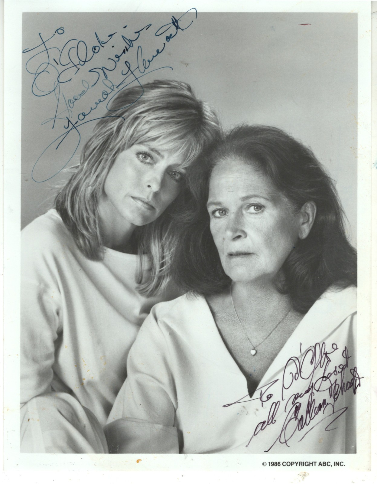 ACTRESESS FARRAH FAWCETT & COLLEEN DEWHURST, SIGNED VINTAGE PROMOTIONAL PHOTO.