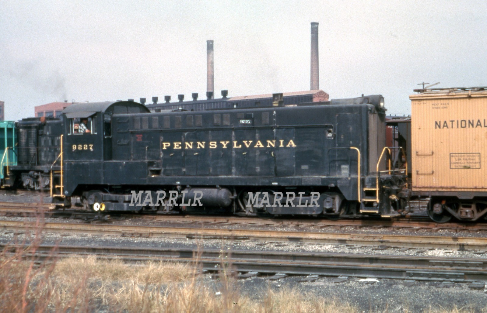 RR Photo-PENNSYLVANIA PRR 9287 with Reefer