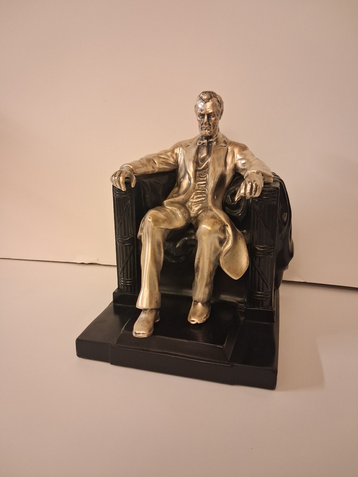 vintage-style Abraham Lincoln Memorial Figurine or bookend