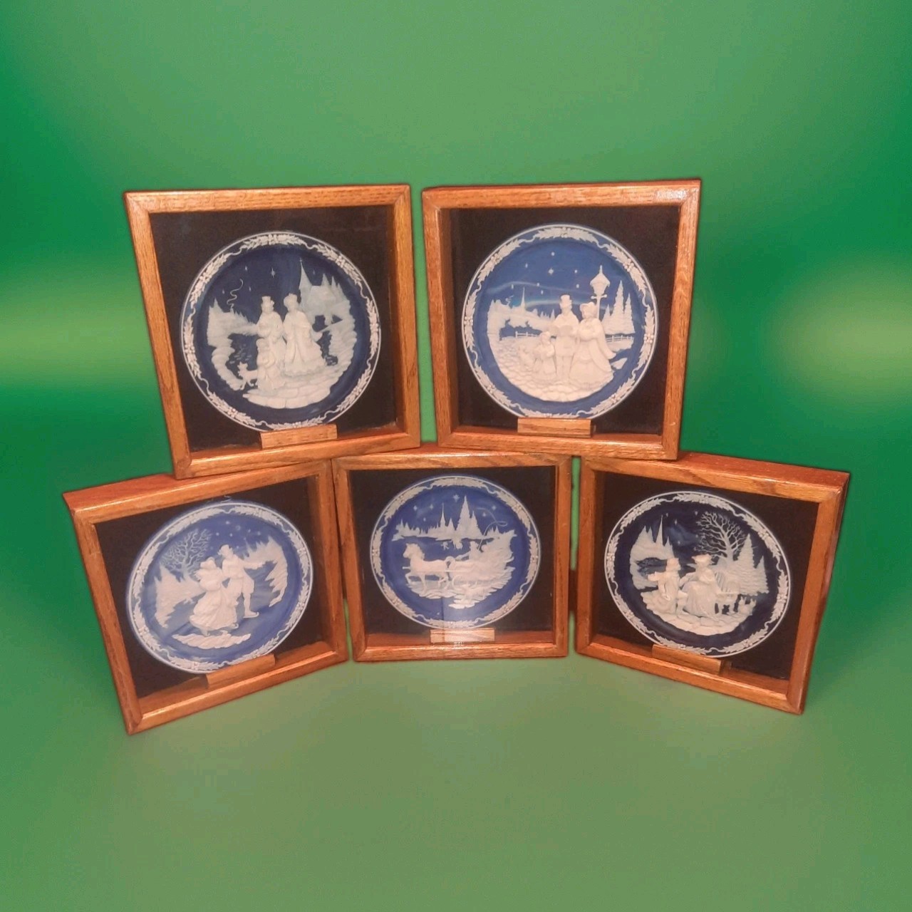 5pc INCOLAY STUDIOS Christmas Cameo Plates SET 1990-1994 Roger Akers FRAMED 3D