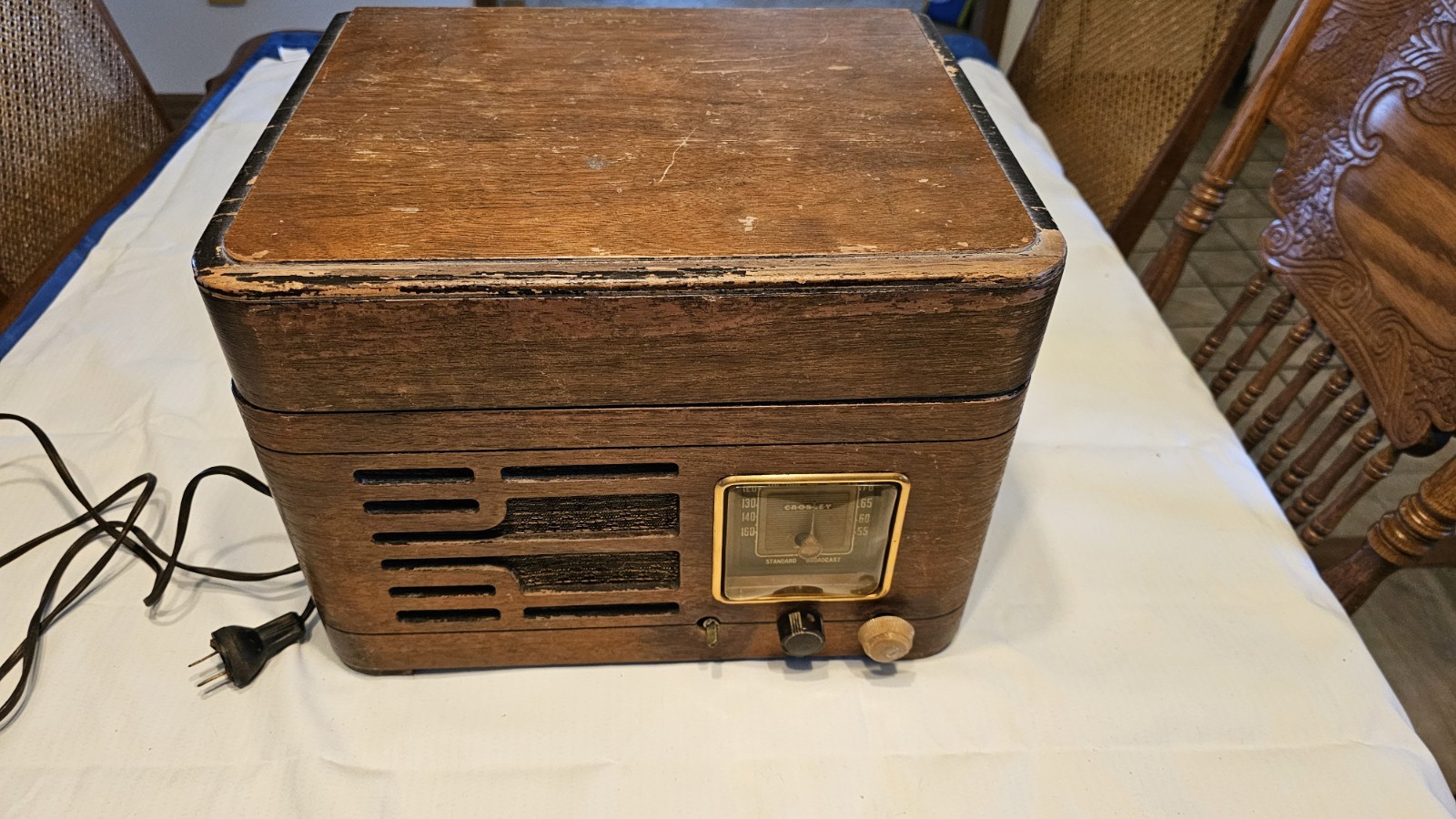 Vintage 1941 Crosley C35-AK Phonograph AM Radio Works