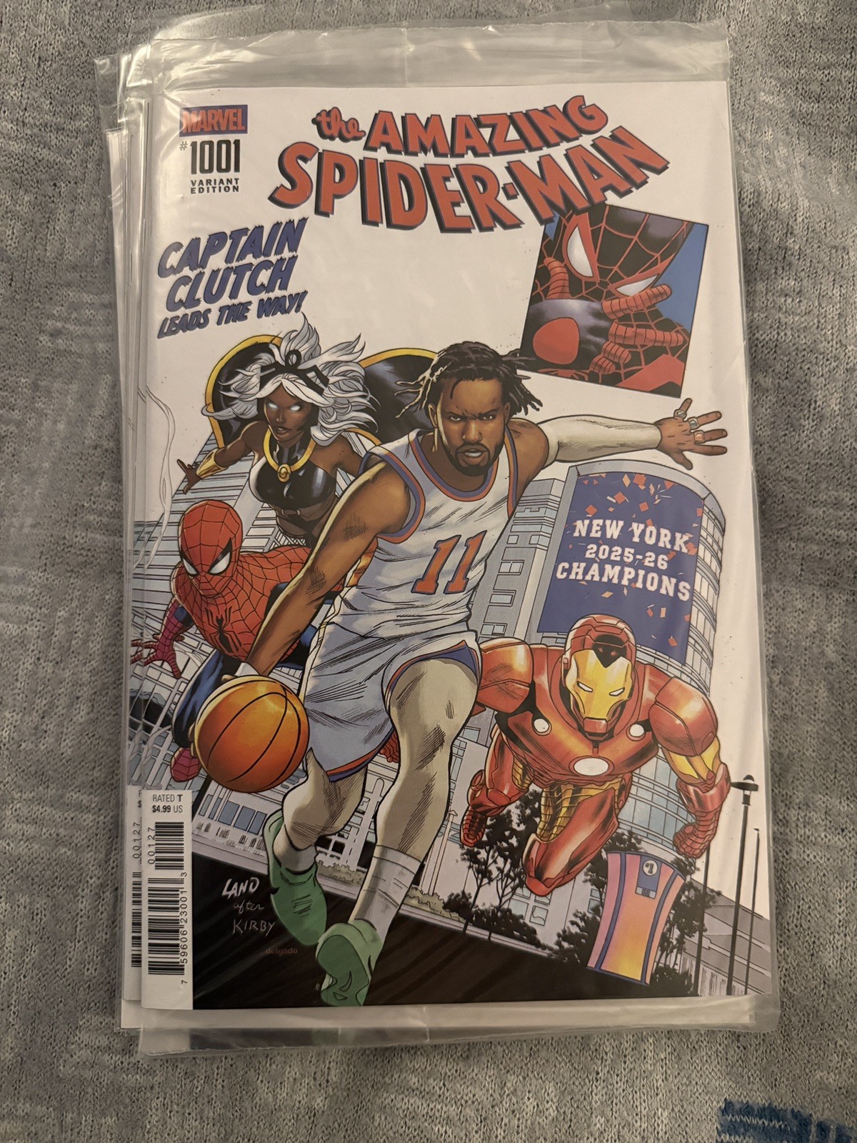 AMAZING SPIDER-MAN #1001 JALEN BRUNSON NY KNICKS NYCC EXCLUSIVE IN HAND