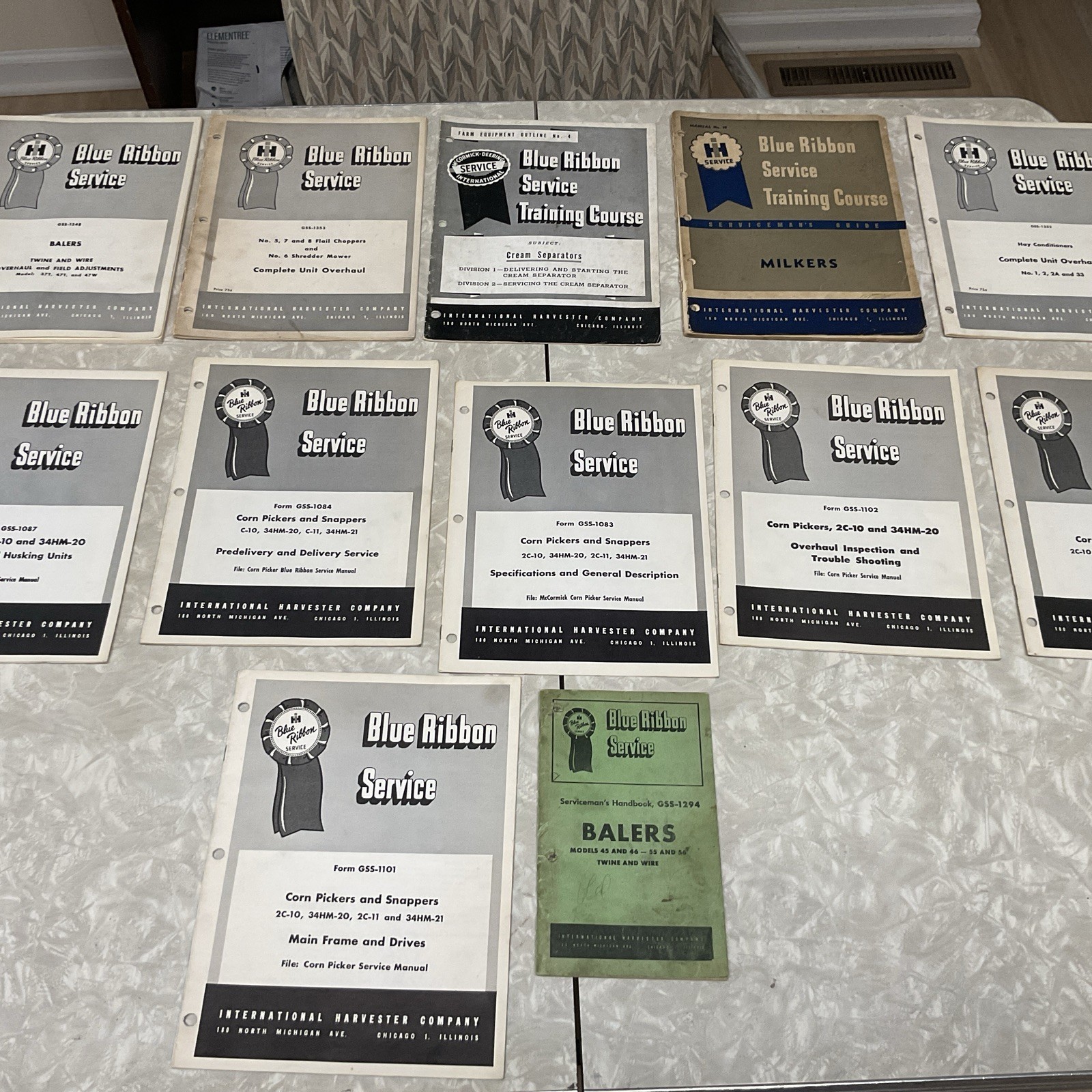 12 Vintage International Harvester IH Blue Ribbon Service Manuals 1942-1964