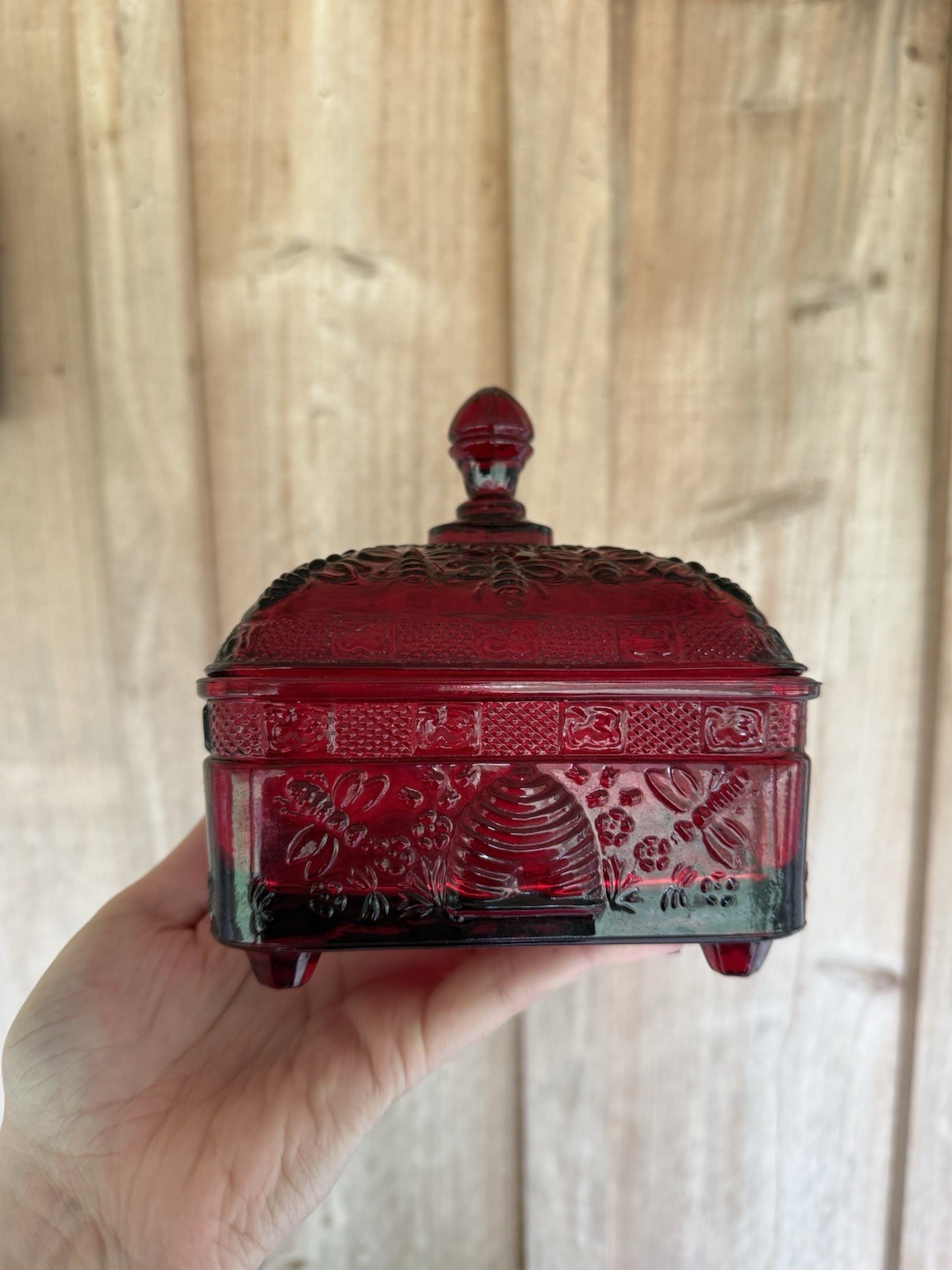 Vintage Ruby Red Tiara Indiana Glass Honey Bee Box Covered Trinket Dish