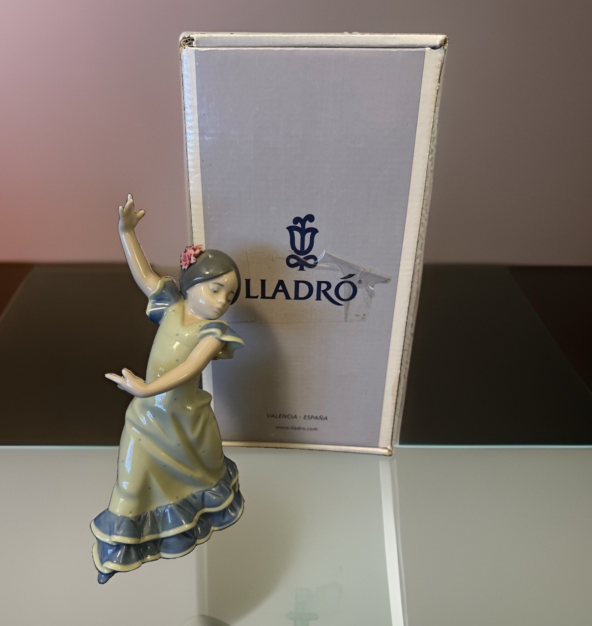Lladro Figurine Lolita Bailaorita Brazos Arriba  #010.05192 Retired, Mint W/Box.