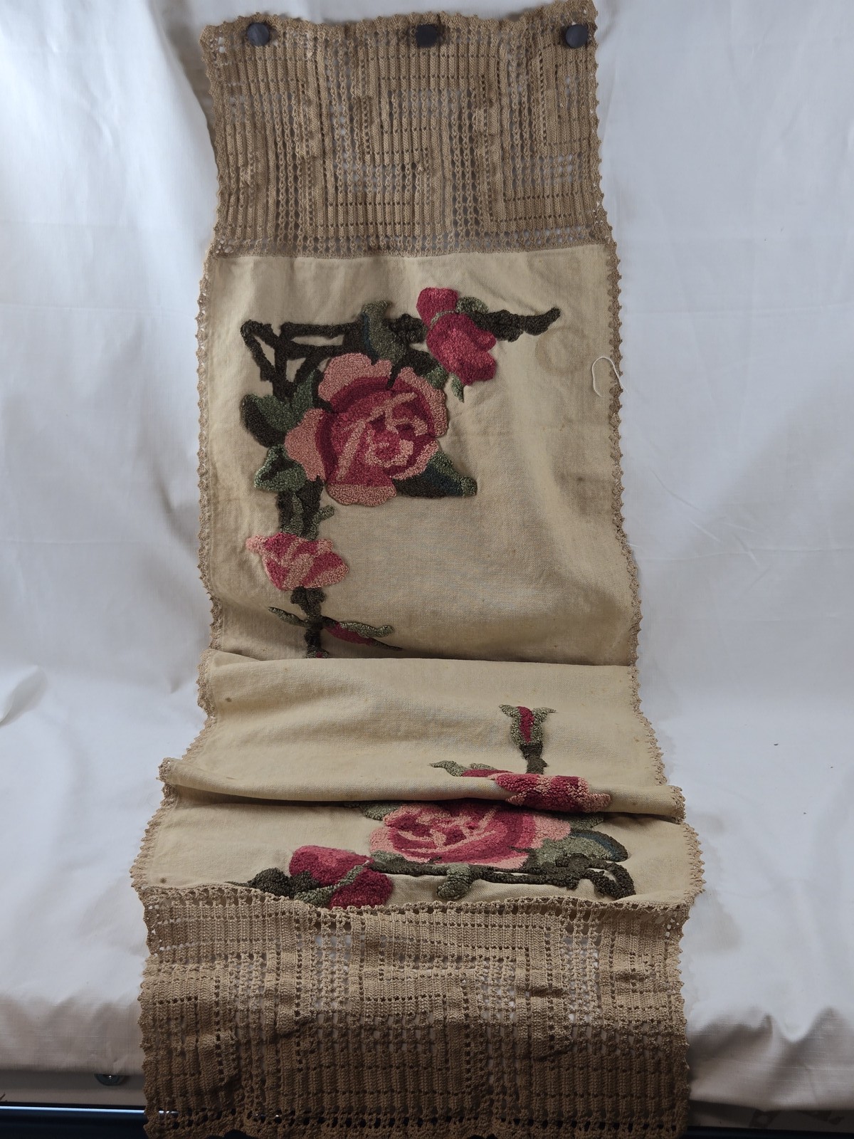 Antique Handmade Punch Needle Rose Floral Embroidered Table Runner Ecru Crochet