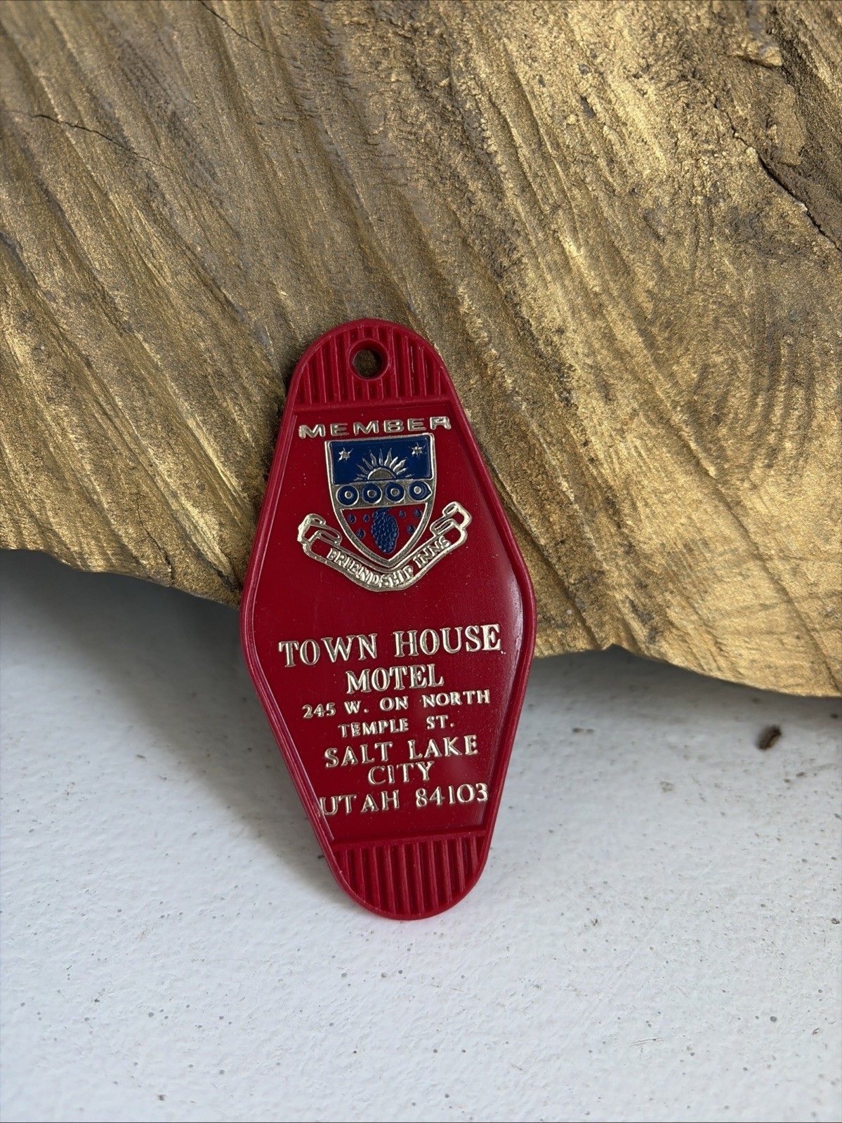 Vintage FRIENDSHIP INN Hotel Room Key Chain #11 Salt Lake city UT Red Gold