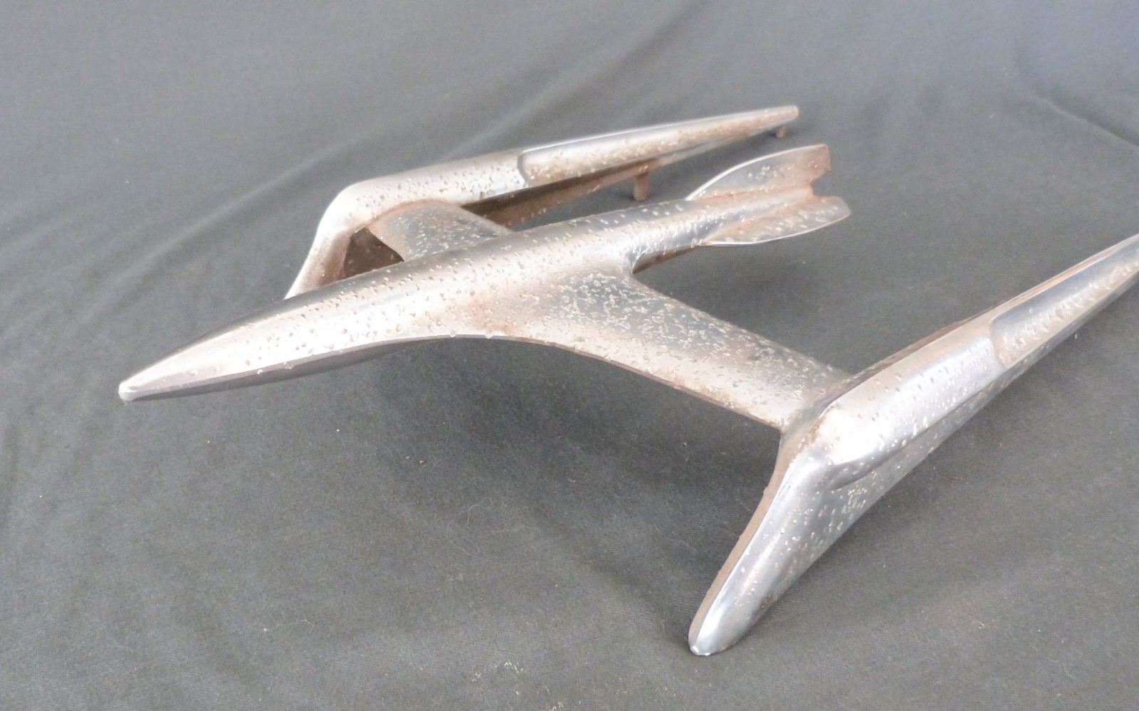 Vintage 1950's Oldsmobile HOOD ORNAMENT Rocket 88 / 98 #561681