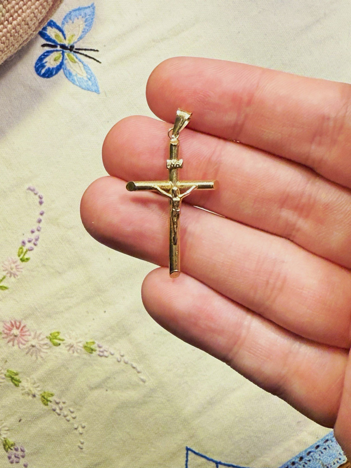 10K Yellow Gold Unisex Crucifix Cross Catholic Christian Necklace Pendant