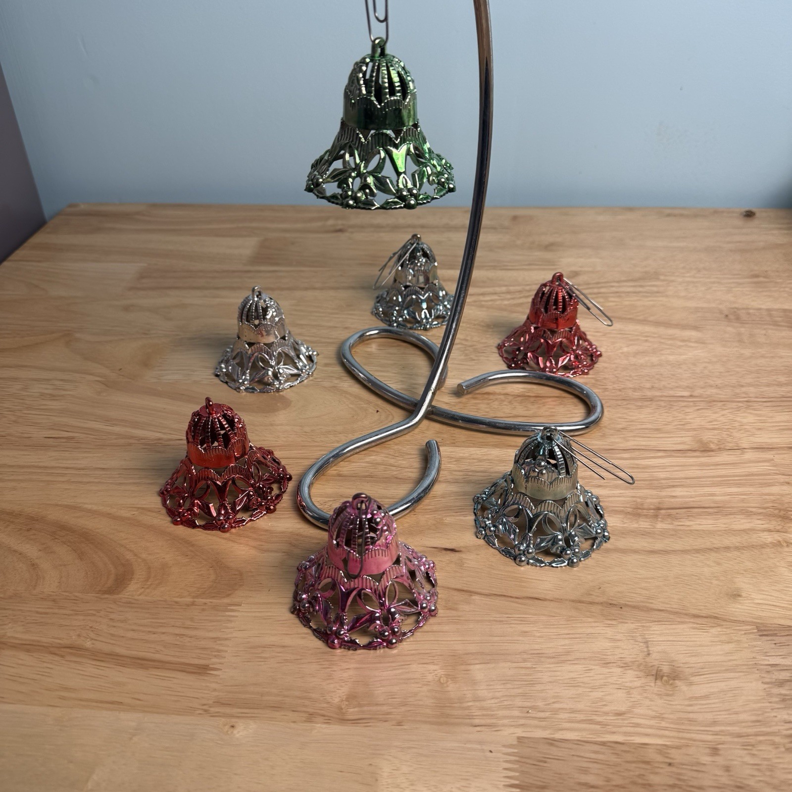 7 Vintage CHRISTMAS ORNAMENT PLASTIC BELLS