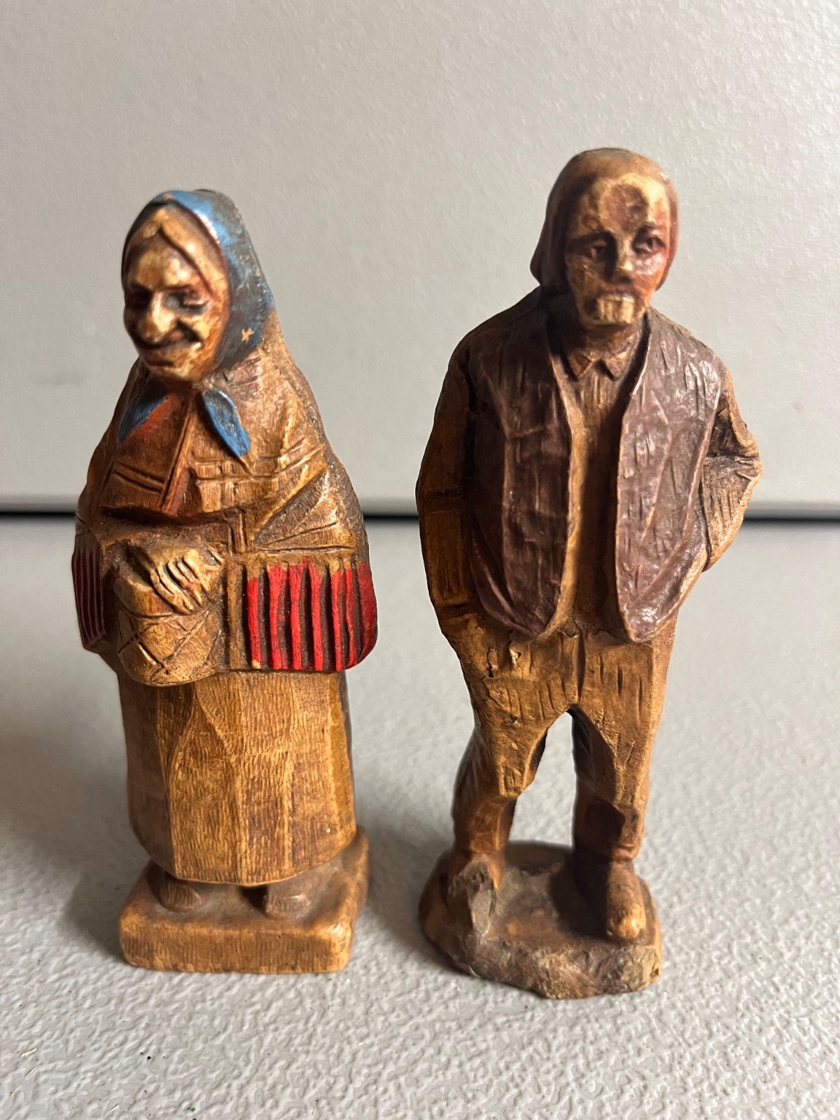 Vintage Hand Carved Wood Folk Art Man & Woman Figurines Painted Pair 4.5\
