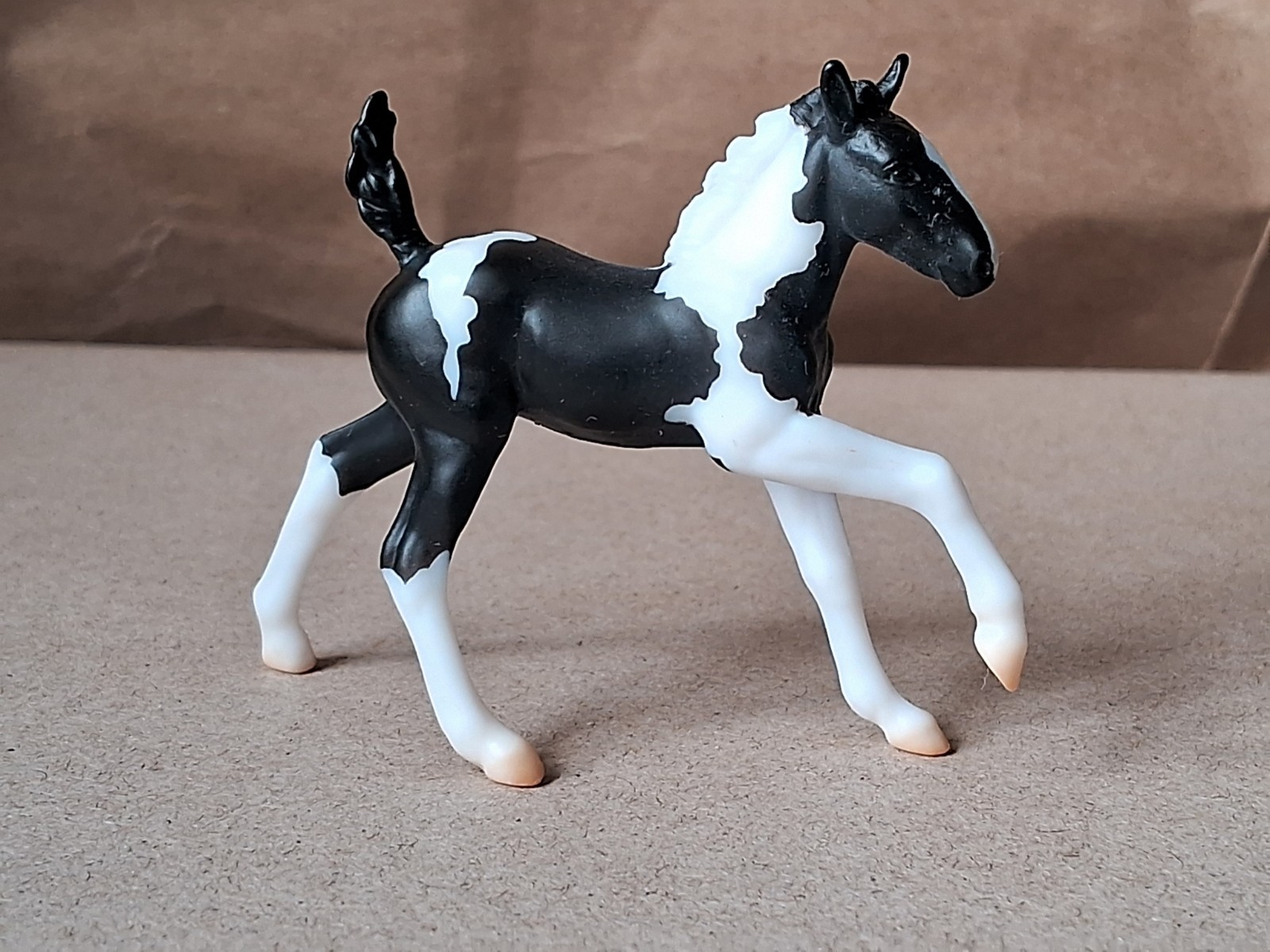 Breyer Playful Foal (G5) 10060 - Peaceful Gardens