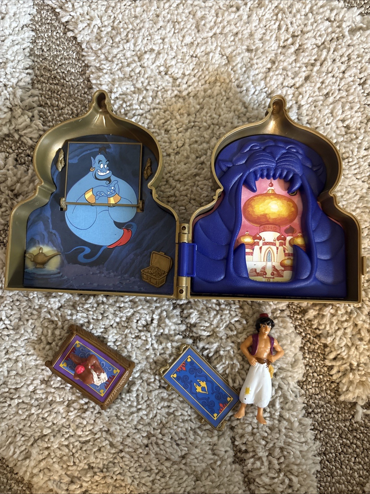 Vintage Disney Aladdin Once Upon A Time Playset Mattel 1992 Mattel Compact