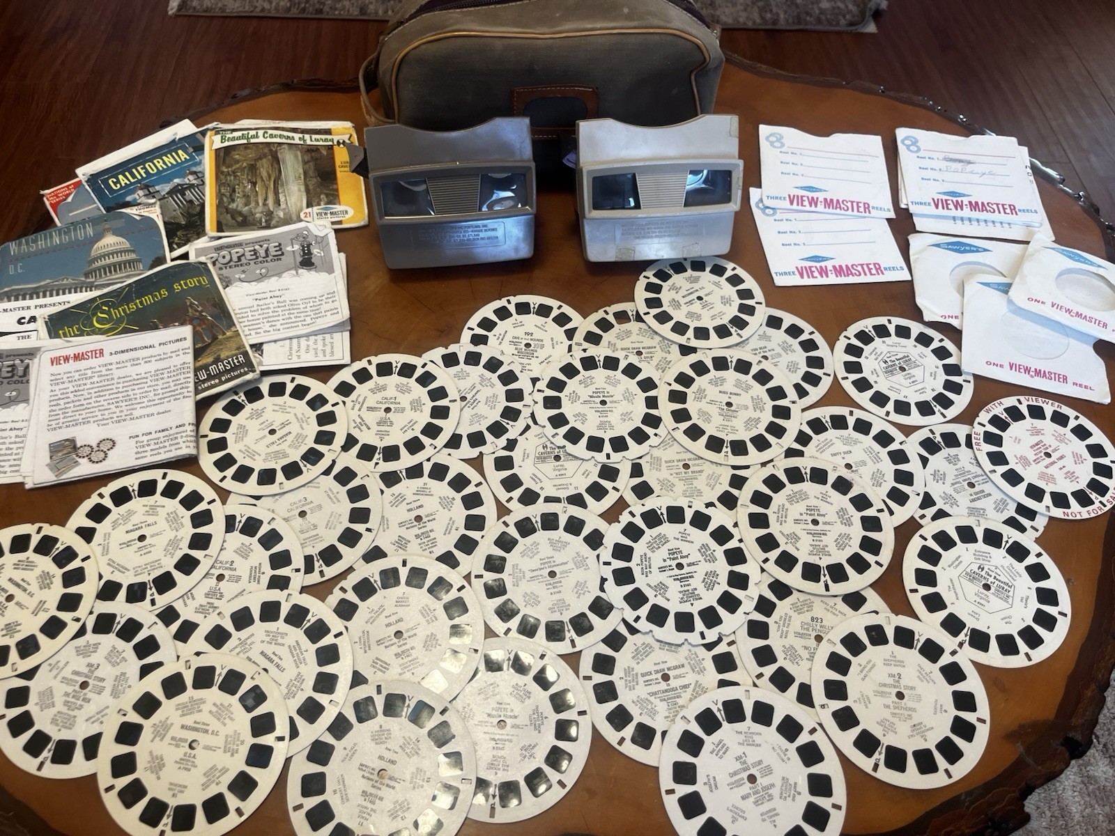 Vintage Sawyer View Master Lot Of 2 Viewers & 34 Reels Yogi, Bugs, Popeye, ect