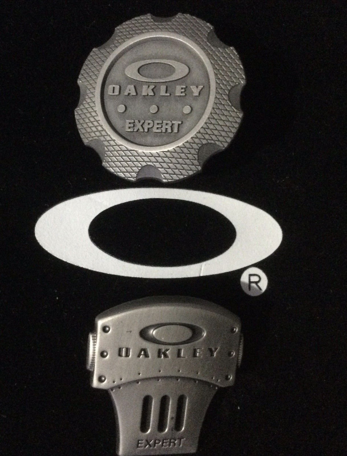 OAKLEY New Authentic Rare EXPERT Pin, Bonus Pin