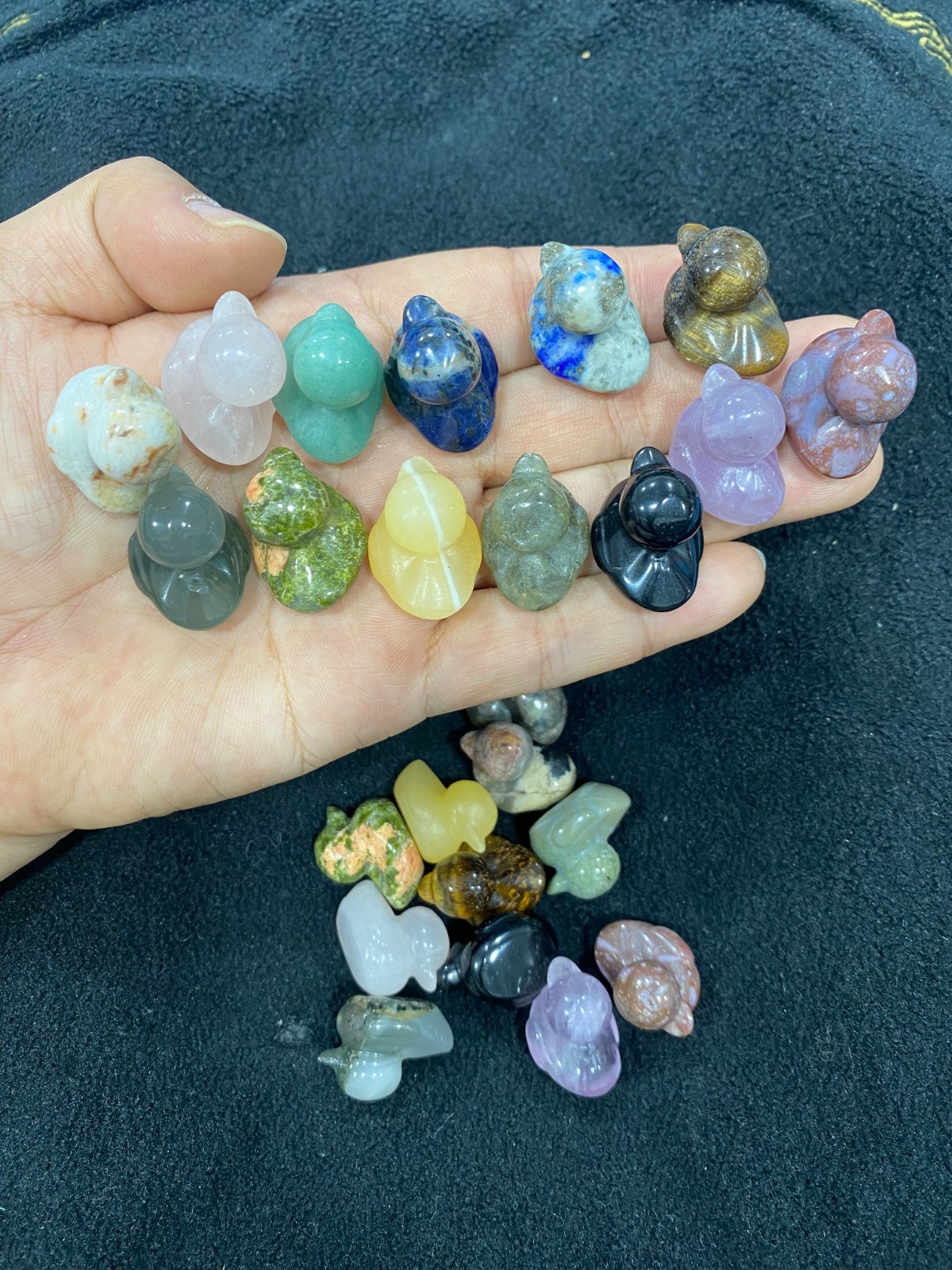 50pcs Wholesale Natural Mixed Quartz Crystal Carved Duck skull reiki healing