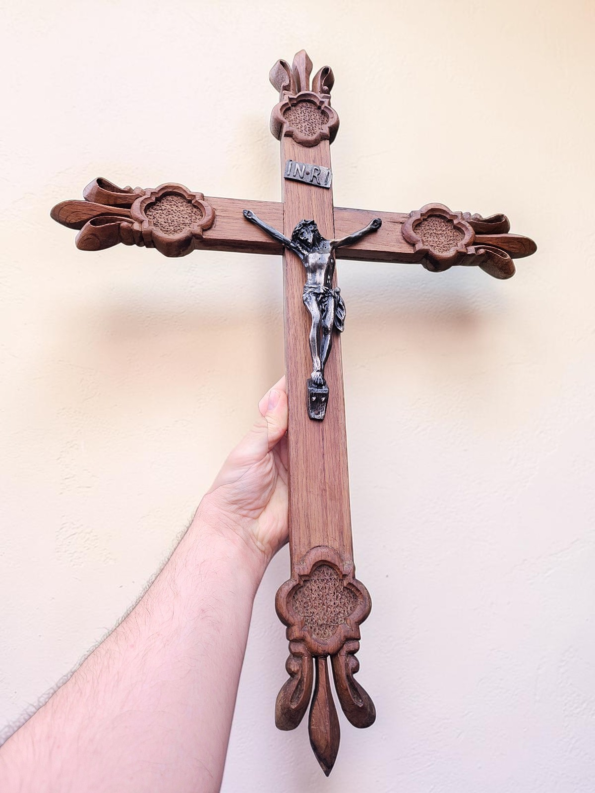 Vintage wood Crucifix cross fleur de lys