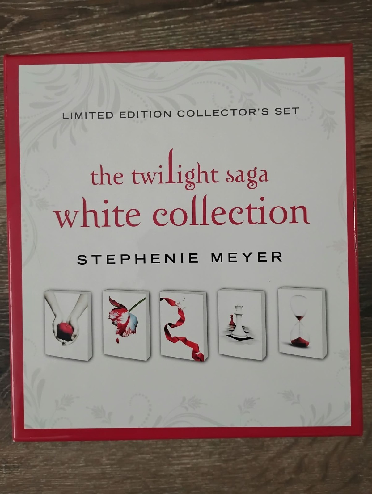 The Twilight Saga White Collection