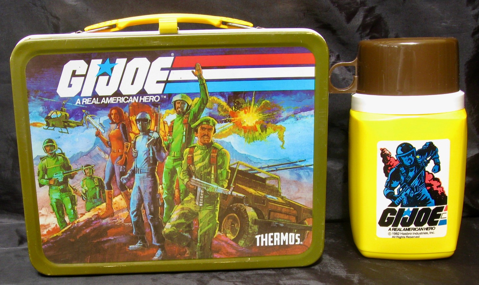 Vintage G.I. JOE Lunchbox & Thermos w/Insert - Action Hero (1982) C-8.5+ Awesome