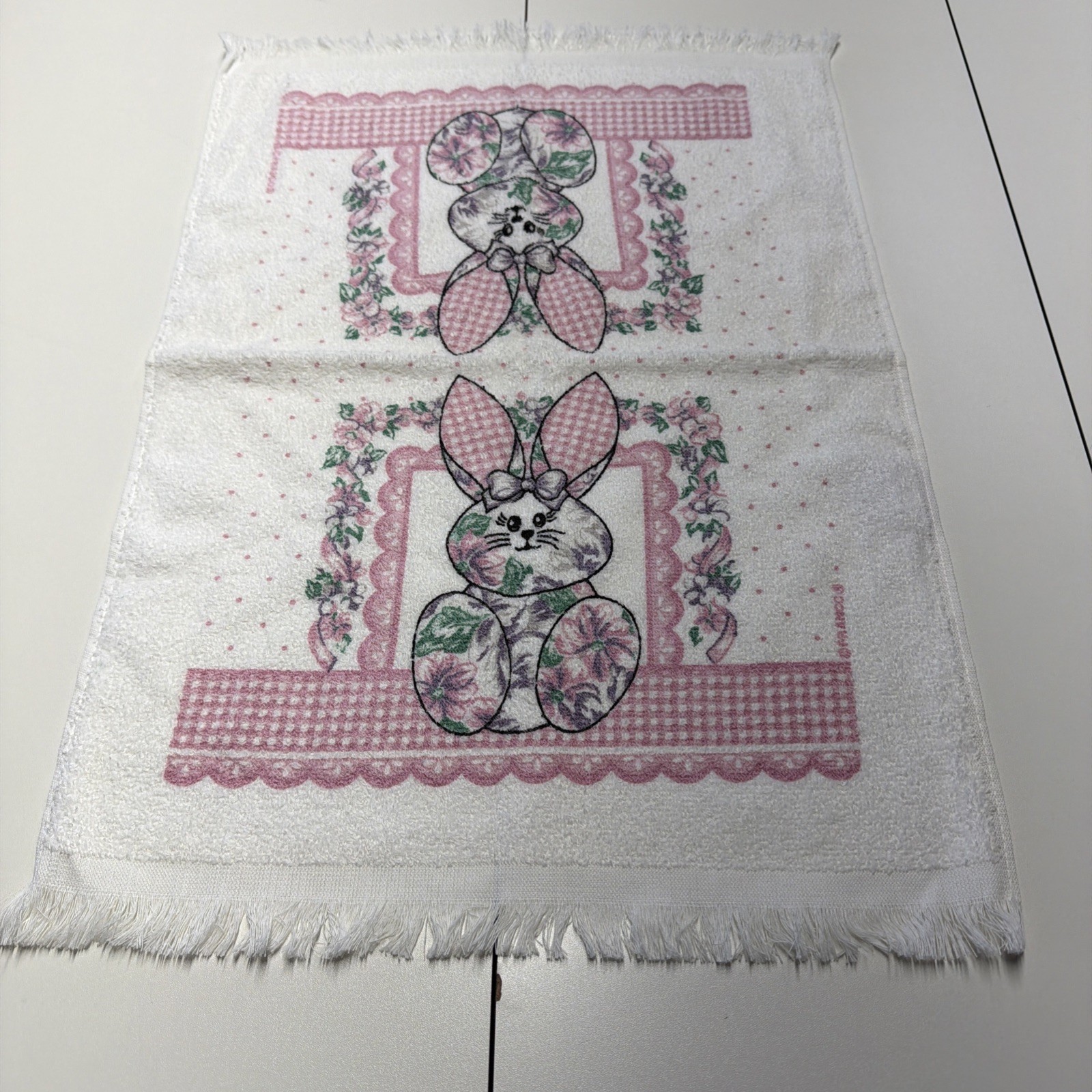 NWOT VTG Cannon Kitchen Towel 1980s-1990s Made USA Bunny Flowers Country Cotton