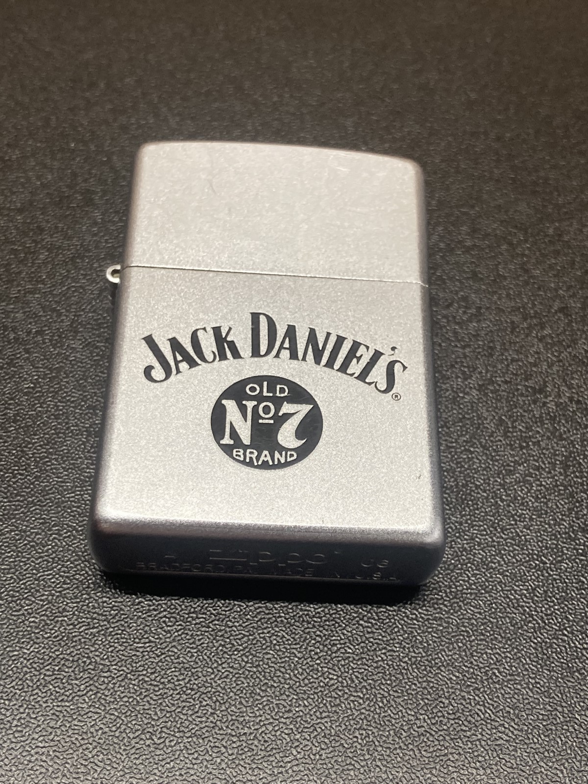 Zippo Jack Daniel\'s Old No 7 Brushed Chrome Lighter A 06 2006