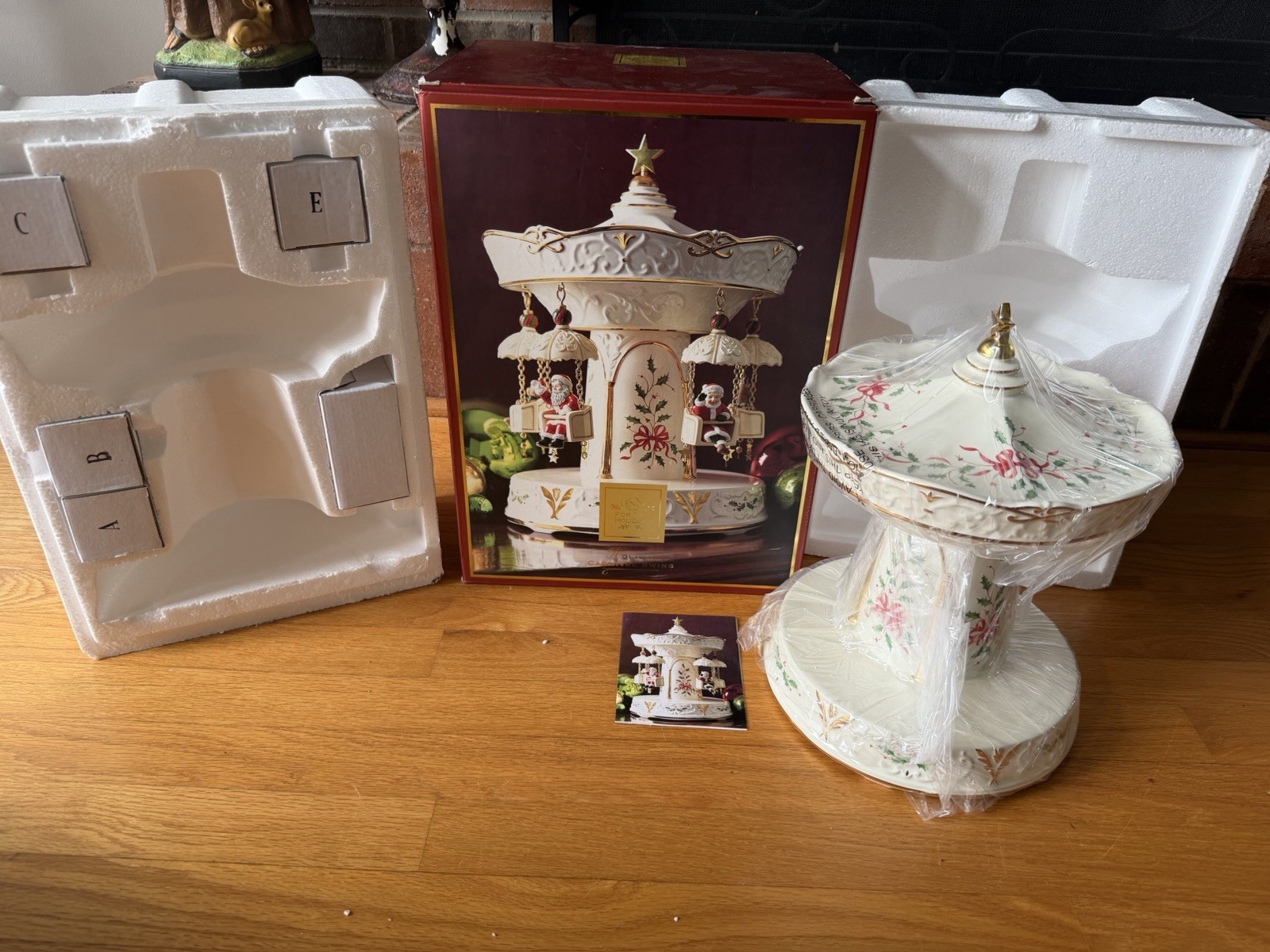 Lenox Holiday Carnival Carnival Swing Centerpiece Music Box New Christmas