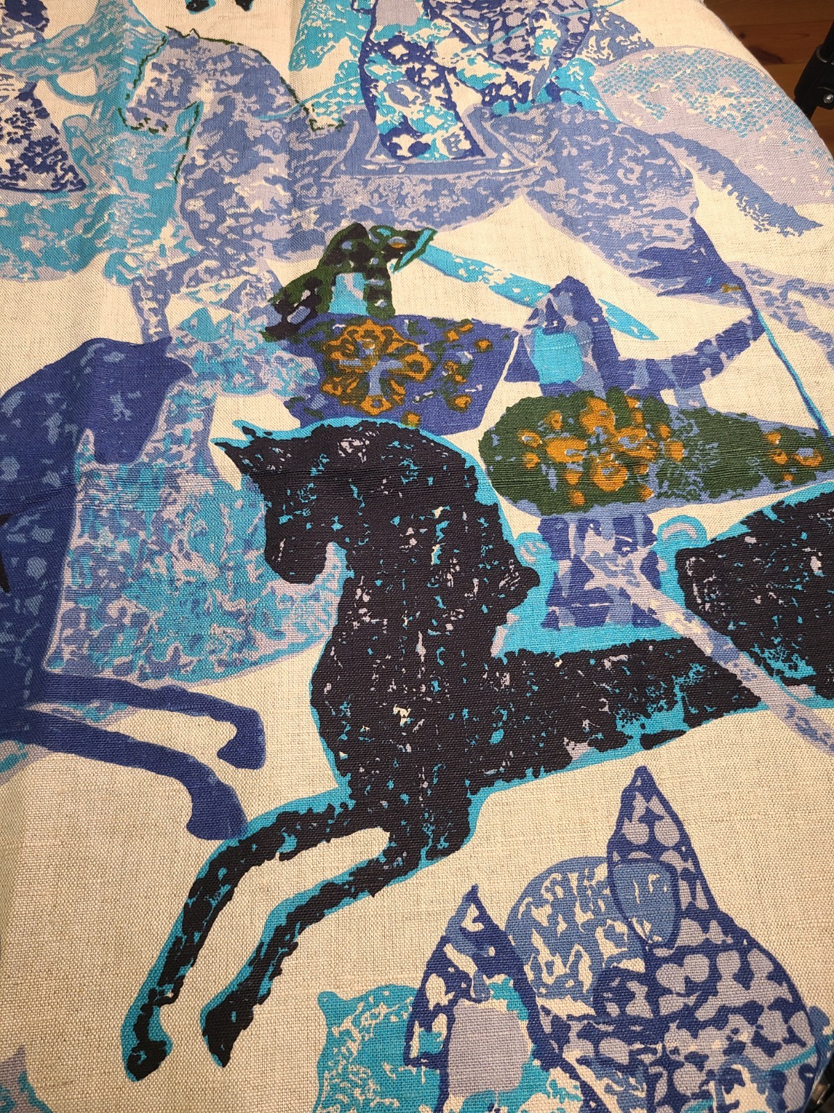 Vtg 5th Avenue Fabric 60's Mid-Century Equestrian Medieval Knights Joust Linen